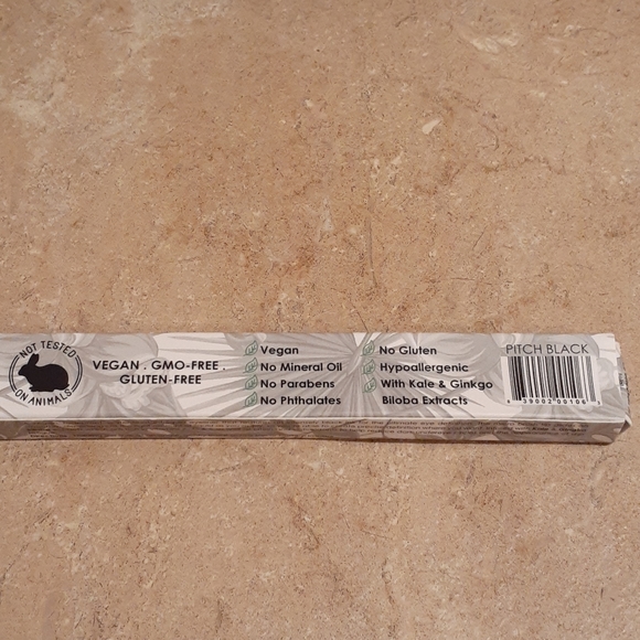 Liquid eyeliner - Picture 2 of 2